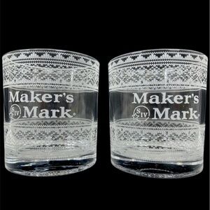Set of 2 limited edition Marker’s Mark holiday sweater Rocks glasses!